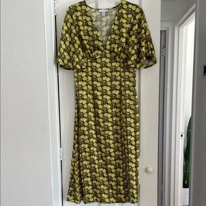 Floral V-Neck Midi Dress - Yellow and Black